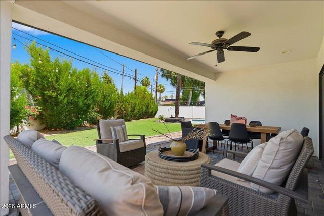 4214 E TURNEY Avenue, Phoenix, AZ 85018