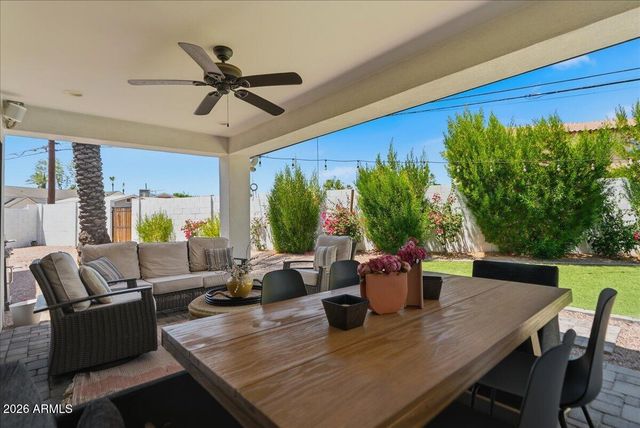 4214 E TURNEY Avenue, Phoenix, AZ 85018