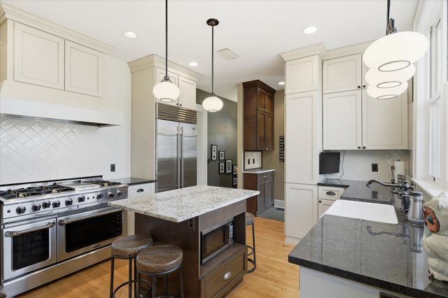 641 Goodrich Avenue, Saint Paul, MN 55105