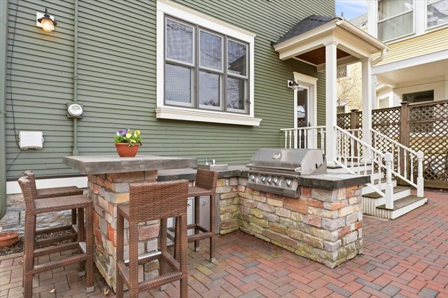 641 Goodrich Avenue, Saint Paul, MN 55105