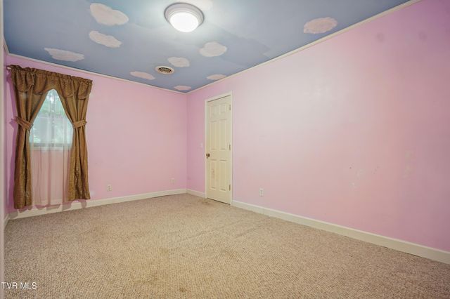 8020 Rock Switch Road, Wise, VA 24293