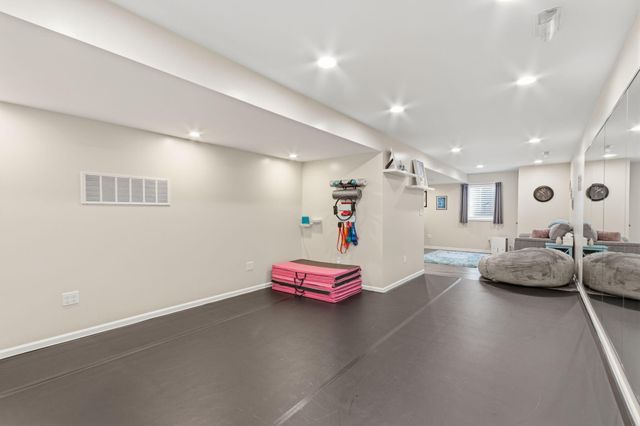 13205 Mckinley Place, Crown Point, IN 46307