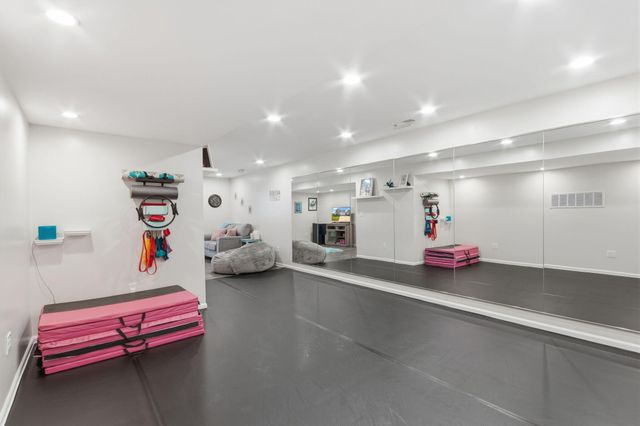 13205 Mckinley Place, Crown Point, IN 46307