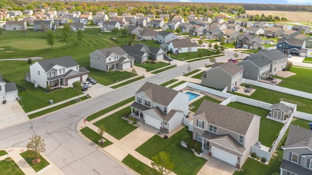 13205 Mckinley Place, Crown Point, IN 46307