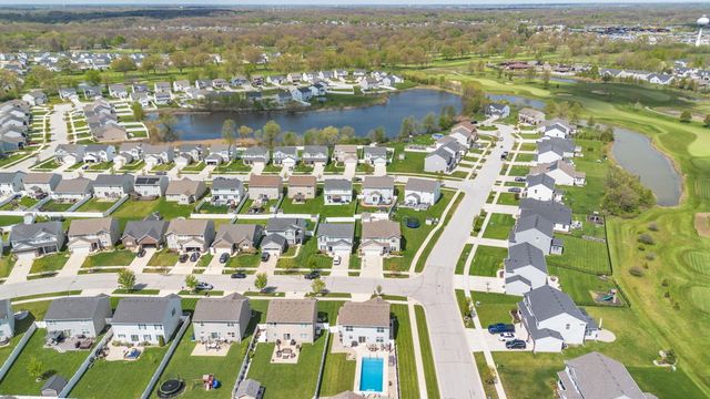 13205 Mckinley Place, Crown Point, IN 46307