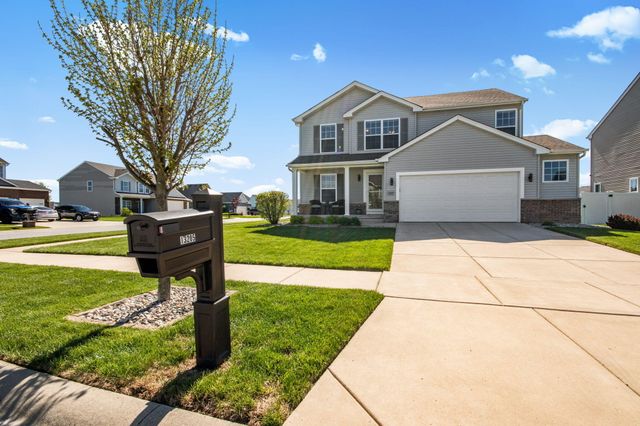 13205 Mckinley Place, Crown Point, IN 46307