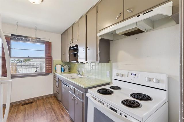 2837 NW 66th Street, Oklahoma City, OK 73116