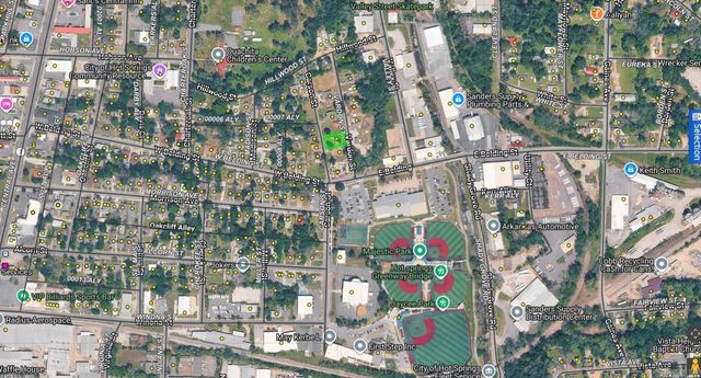 120 Vardon St, Hot Springs Village, AR 71901