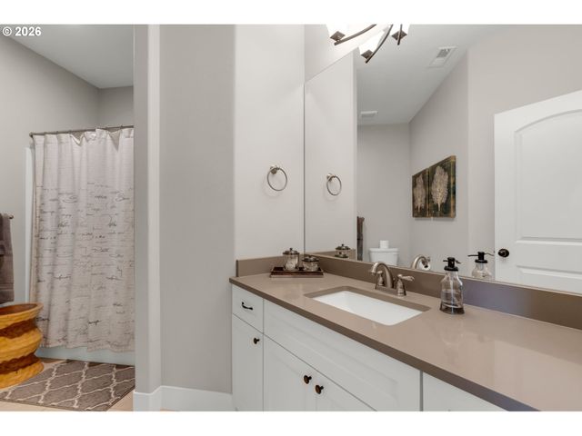 6806 Ne 69TH Cir, Vancouver, WA 98661