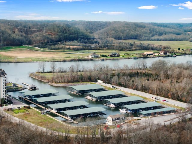 400 Warioto Way Apt 215, Ashland City, TN 37015