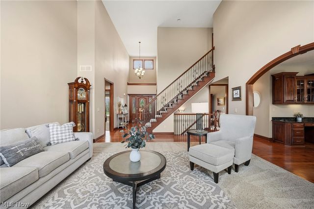 318 Edenmore Street, Wadsworth, OH 44281