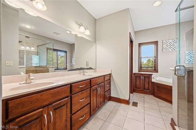 318 Edenmore Street, Wadsworth, OH 44281