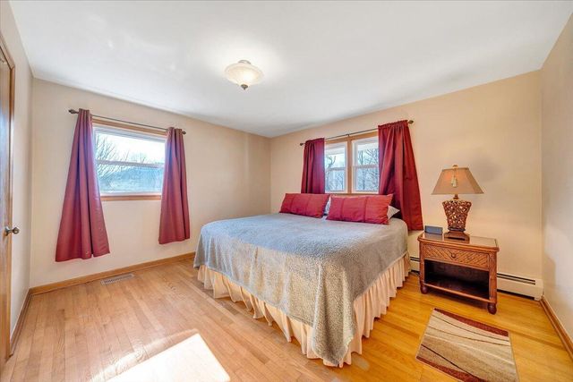 5292 Amanda LN, Roanoke, VA 24014