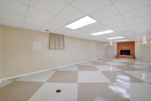 5292 Amanda LN, Roanoke, VA 24014