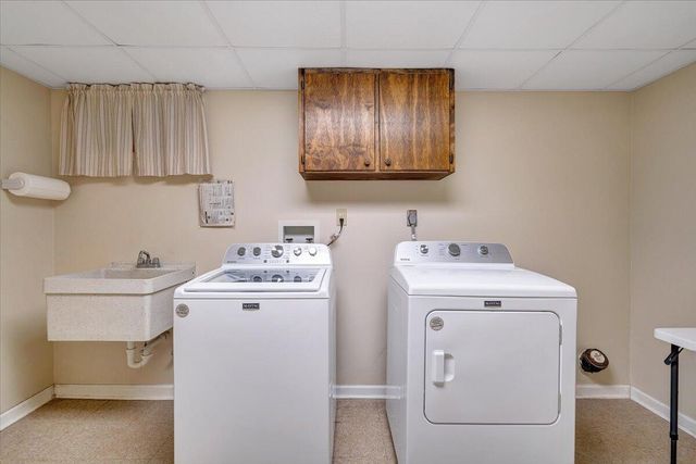 5292 Amanda LN, Roanoke, VA 24014