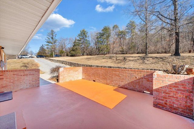 5292 Amanda LN, Roanoke, VA 24014