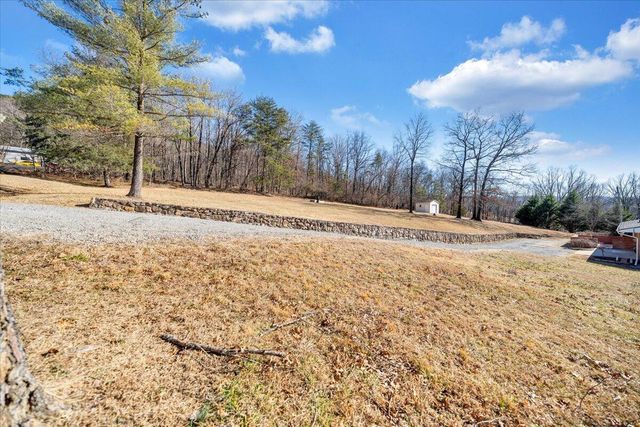 5292 Amanda LN, Roanoke, VA 24014