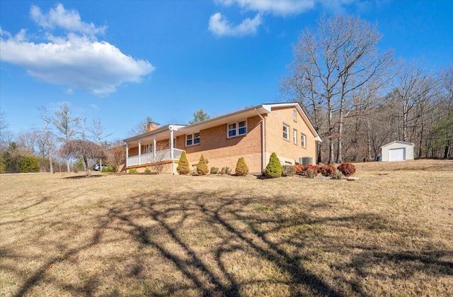 5292 Amanda LN, Roanoke, VA 24014