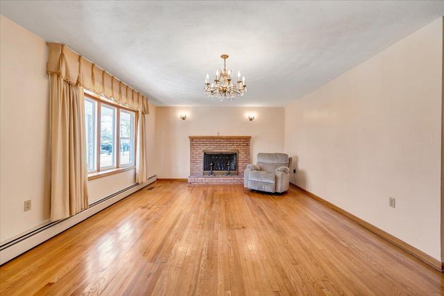 5292 Amanda LN, Roanoke, VA 24014