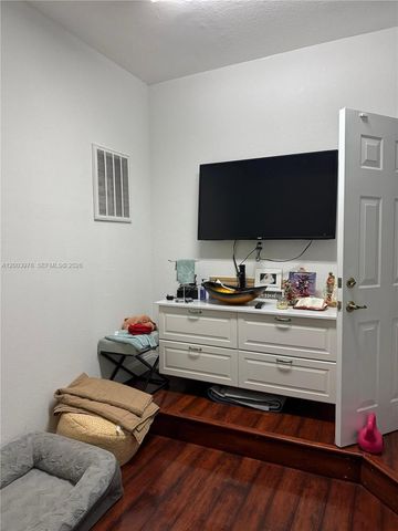 12426 SW 125th Ter, Miami, FL 33186