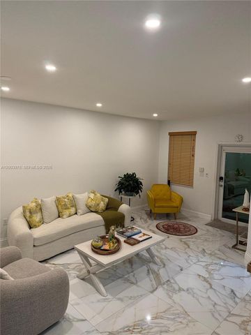 12426 SW 125th Ter, Miami, FL 33186