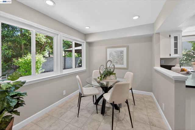5943 Corte Arboles, Pleasanton, CA 94566