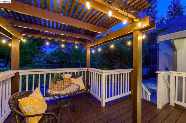 5943 Corte Arboles, Pleasanton, CA 94566