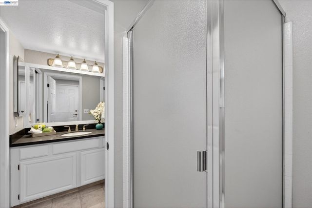 5943 Corte Arboles, Pleasanton, CA 94566