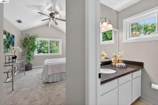 5943 Corte Arboles, Pleasanton, CA 94566