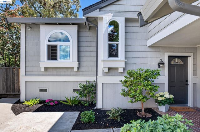 5943 Corte Arboles, Pleasanton, CA 94566