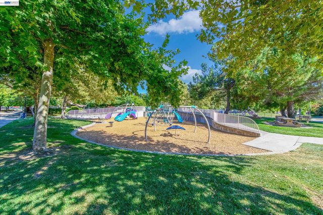 5943 Corte Arboles, Pleasanton, CA 94566