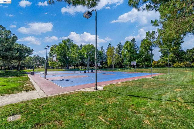 5943 Corte Arboles, Pleasanton, CA 94566