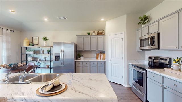 325 Troy Street, Elkins, AR 72727