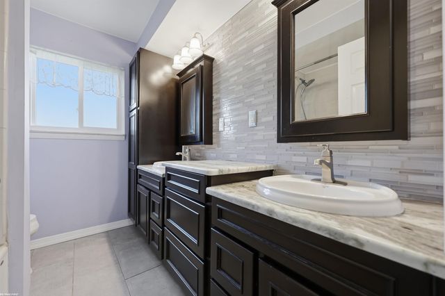 13203 Darryl Drive, Warren, MI 48088