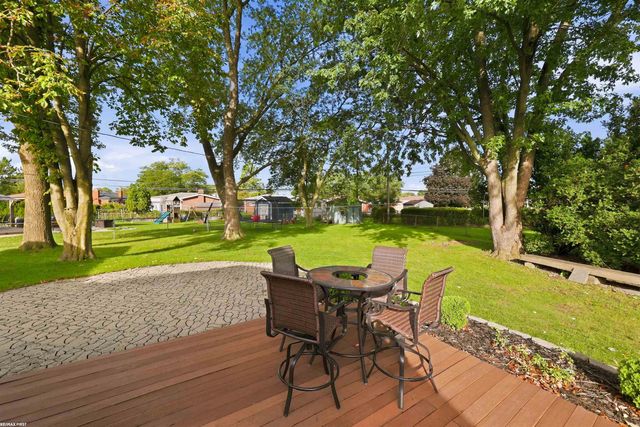 13203 Darryl Drive, Warren, MI 48088