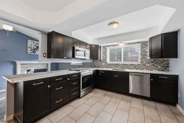 13203 Darryl Drive, Warren, MI 48088