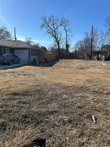 3511 Fuqua Road, Houston, TX 77047