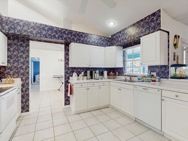 2211 JESSICA LANE, Kissimmee, FL 34744