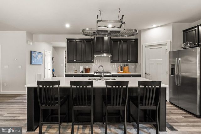 112 ELMSLEY LN, Stafford, VA 22554