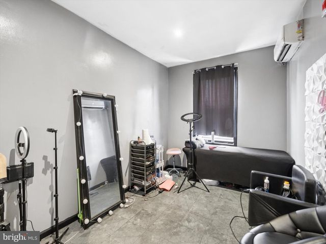 2563 GERMANTOWN AVE, Philadelphia, PA 19133