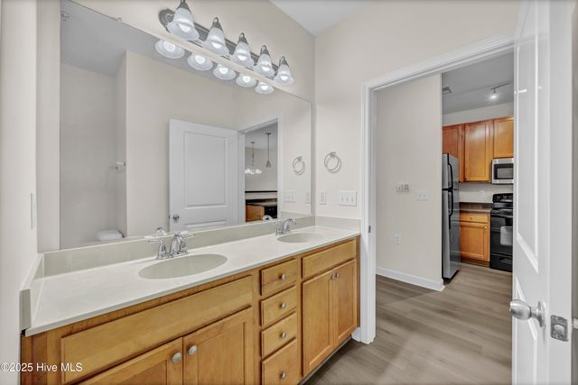 645 Condo Club Drive Unit 302, Wilmington, NC 28412