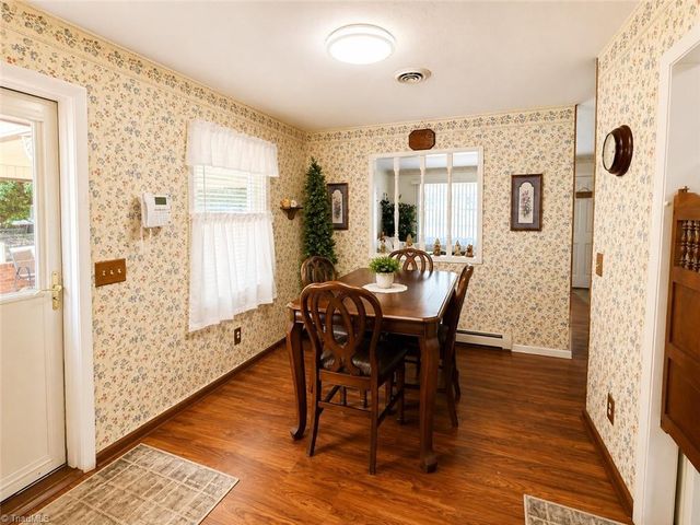221 Stonehedge Drive, King, NC 27021