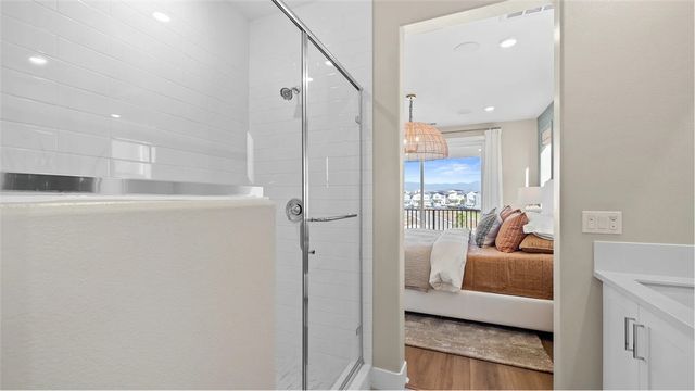 908 Chinon, Irvine, CA 92618