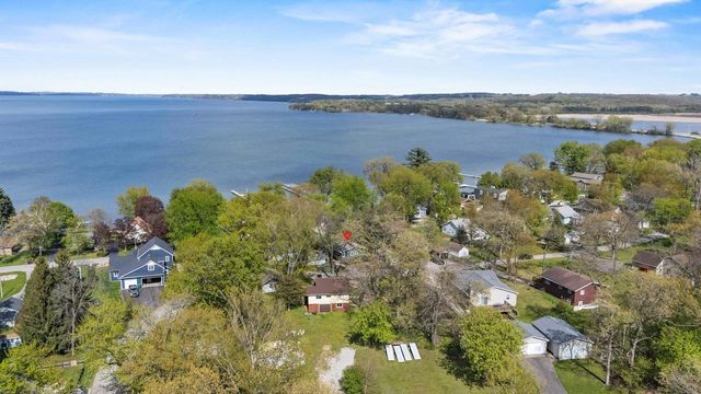 N4185 S Lakeshore Drive, Markesan, WI 53946