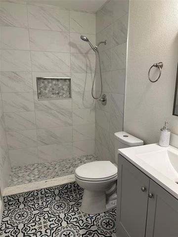 5229 NE 56TH STREET, High Springs, FL 32643