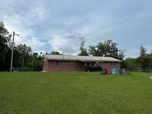 5229 NE 56TH STREET, High Springs, FL 32643