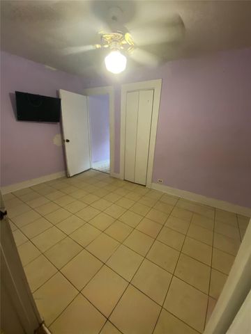 1928 E Crosstimbers Street, Houston, TX 77093