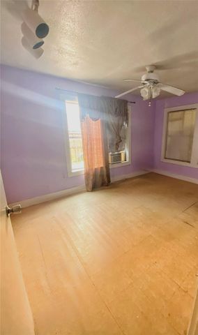 1928 E Crosstimbers Street, Houston, TX 77093