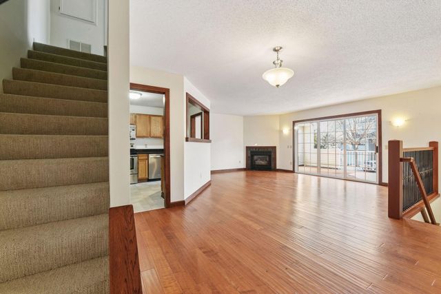 7641 Nicholas Way, Chanhassen, MN 55317