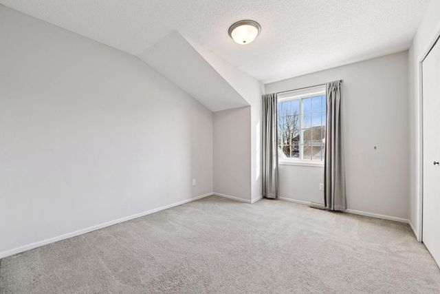 7641 Nicholas Way, Chanhassen, MN 55317